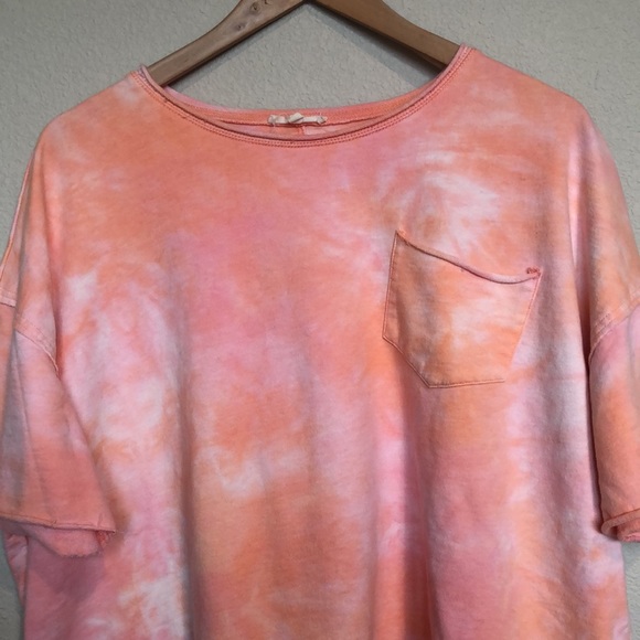 Cropped Tee - Picture 2 of 5